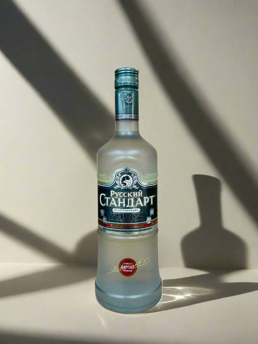 Pyccknn Ctahoapt Russian Standard Vodka